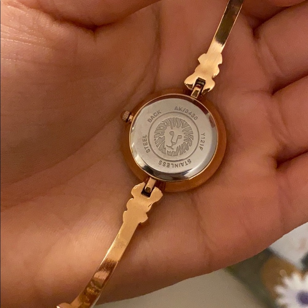 Watch - Picture 2 of 4